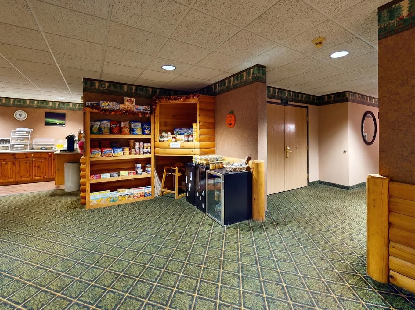 Convenience shop at Pellston Lodge